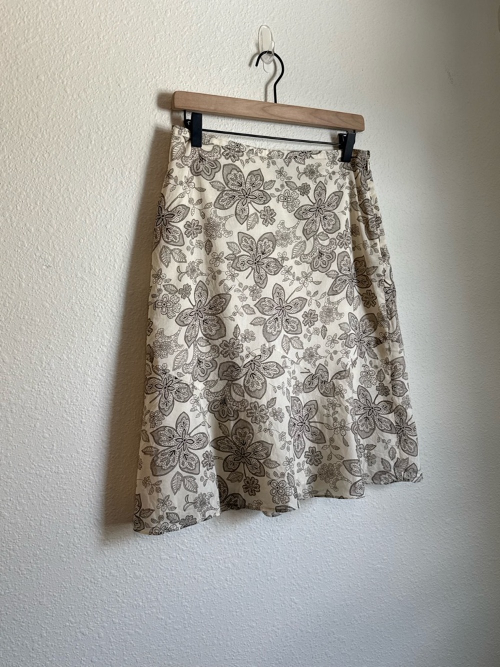 Y2K Ann Taylor Floral Midi Skirt Vintage Coquette Feminine Boho Chic 90s - Picture 5 of 8